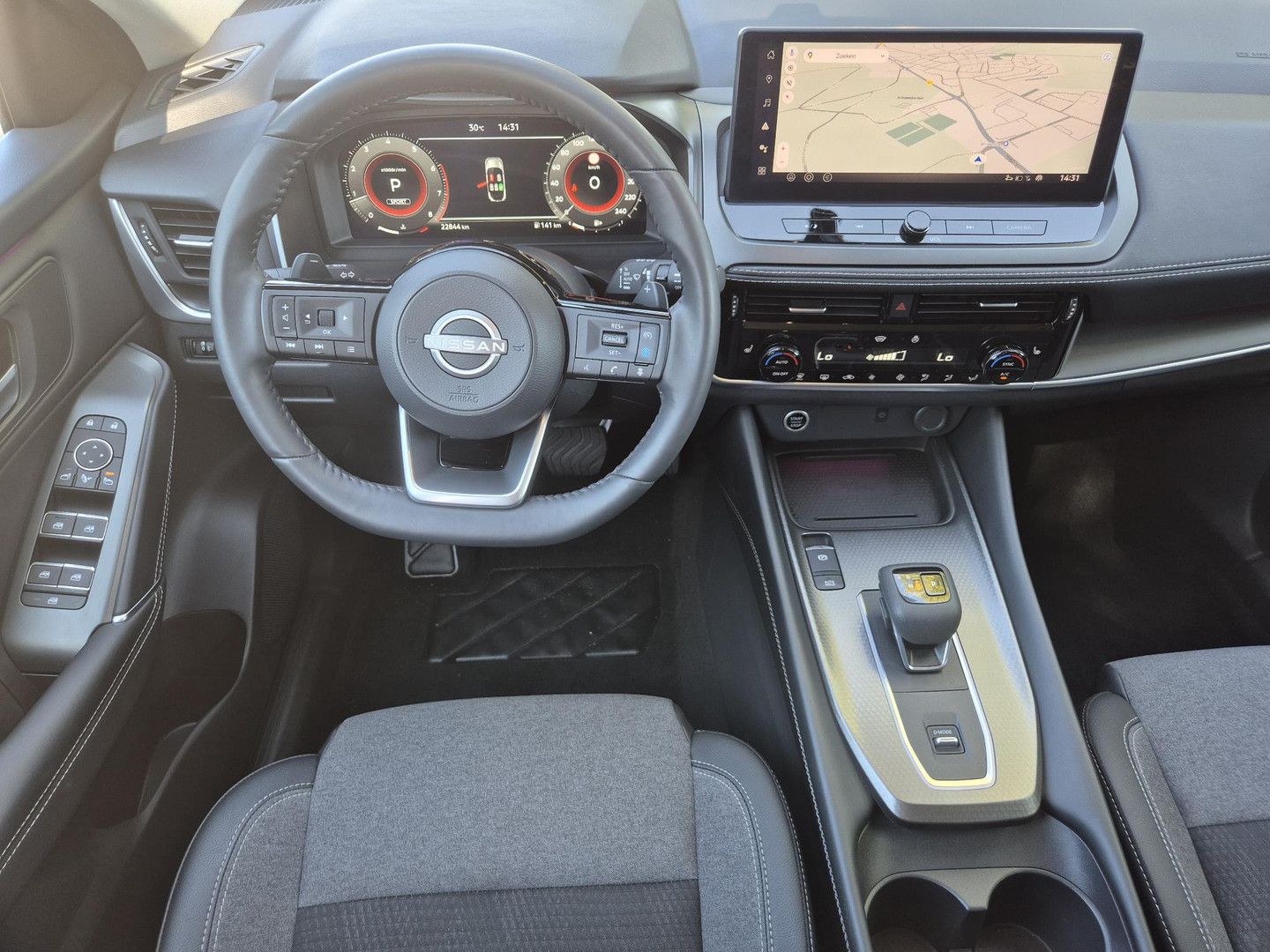 Nissan Nissan