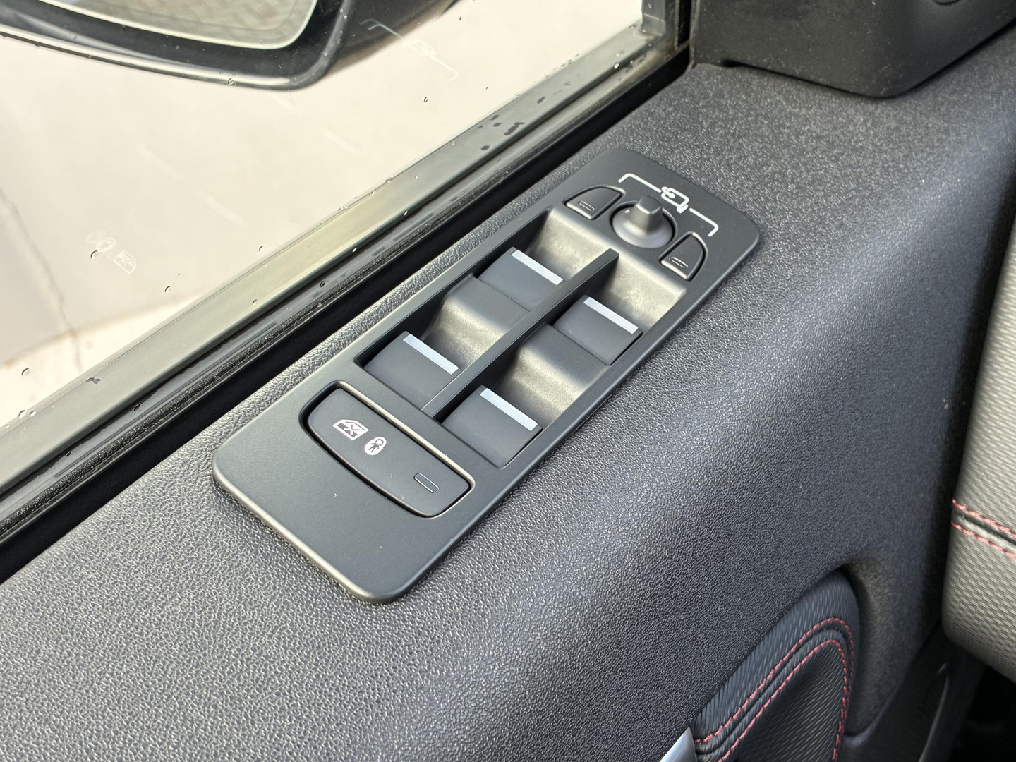 Land Rover Land Rover
