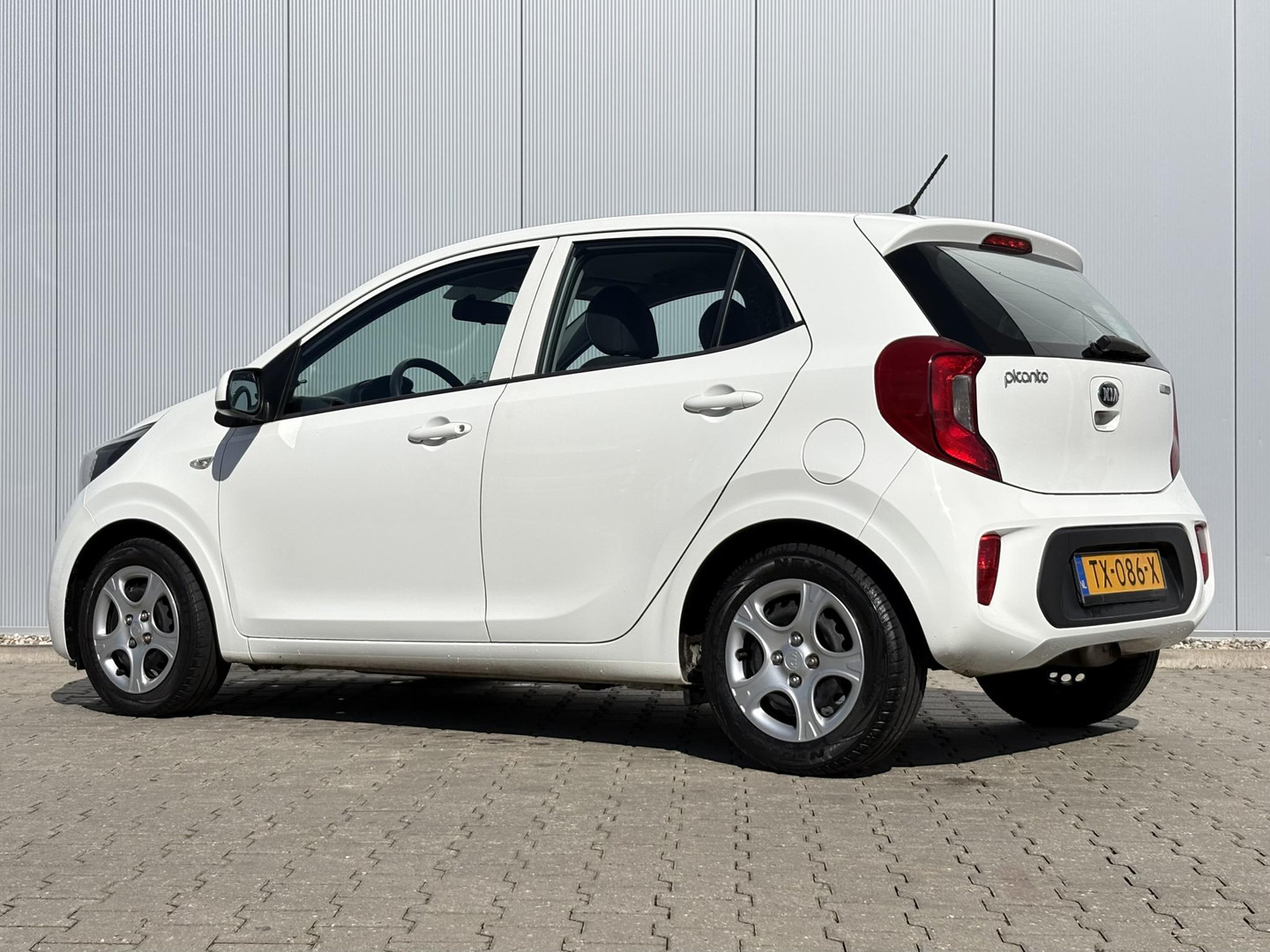 Kia