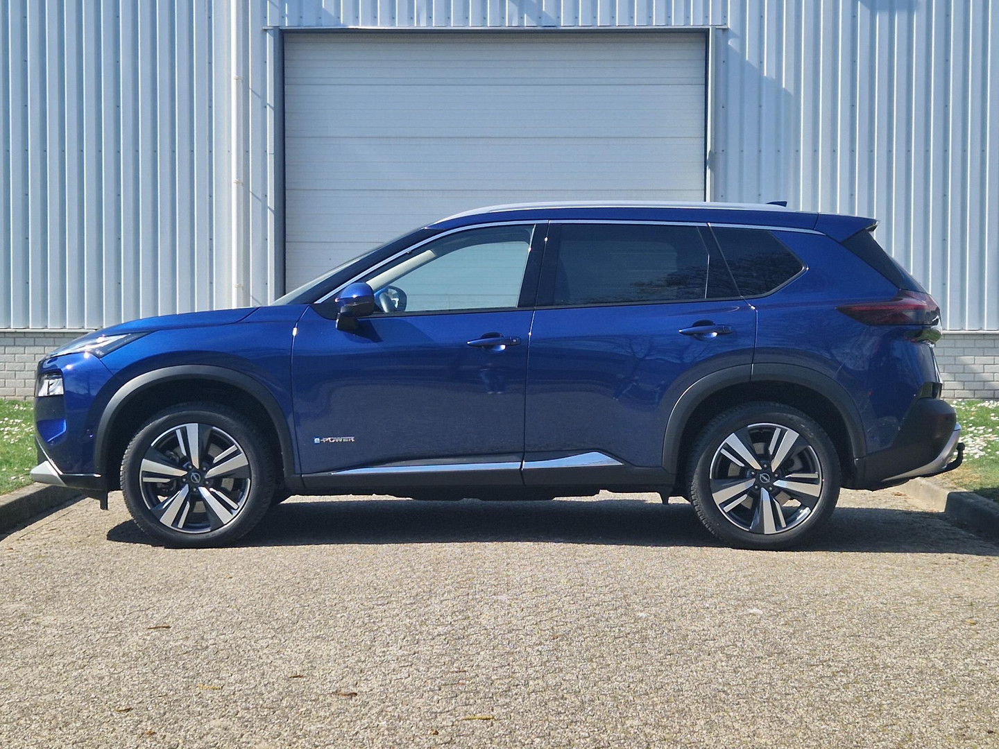 Nissan Nissan