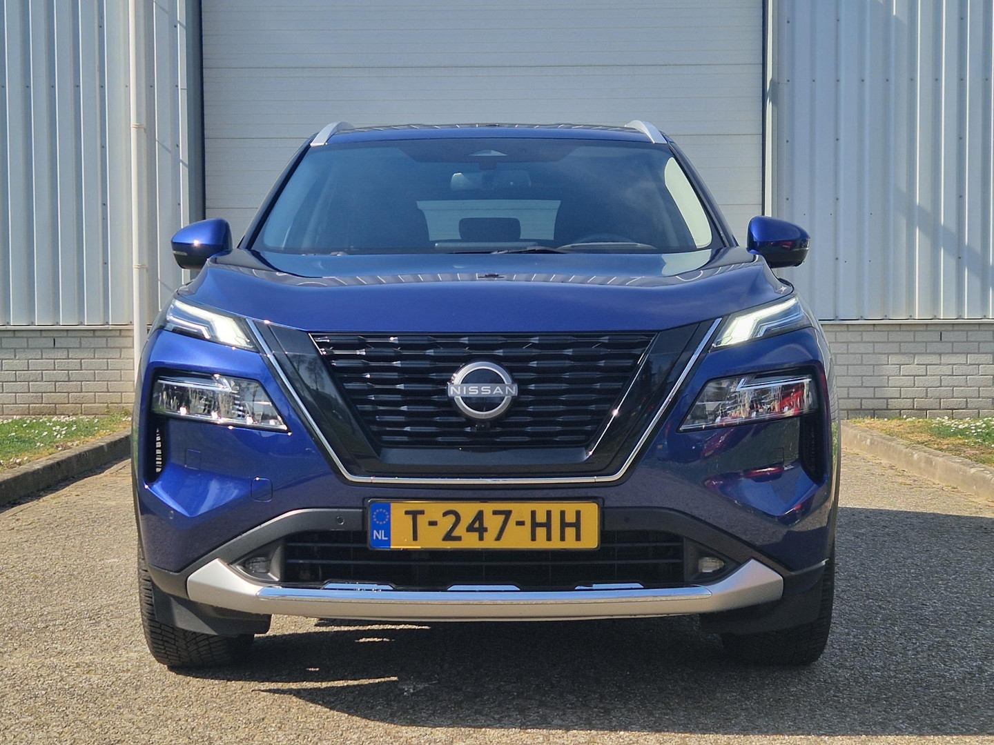 Nissan Nissan