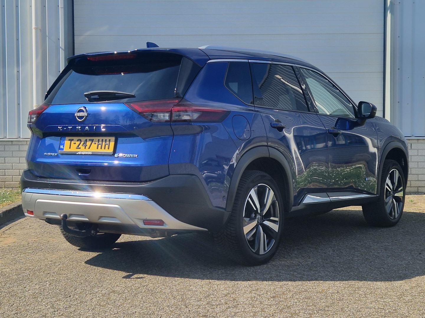 Nissan Nissan