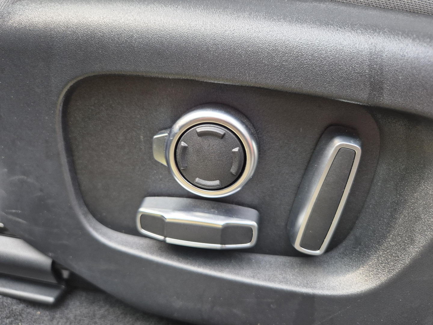 Land Rover Land Rover