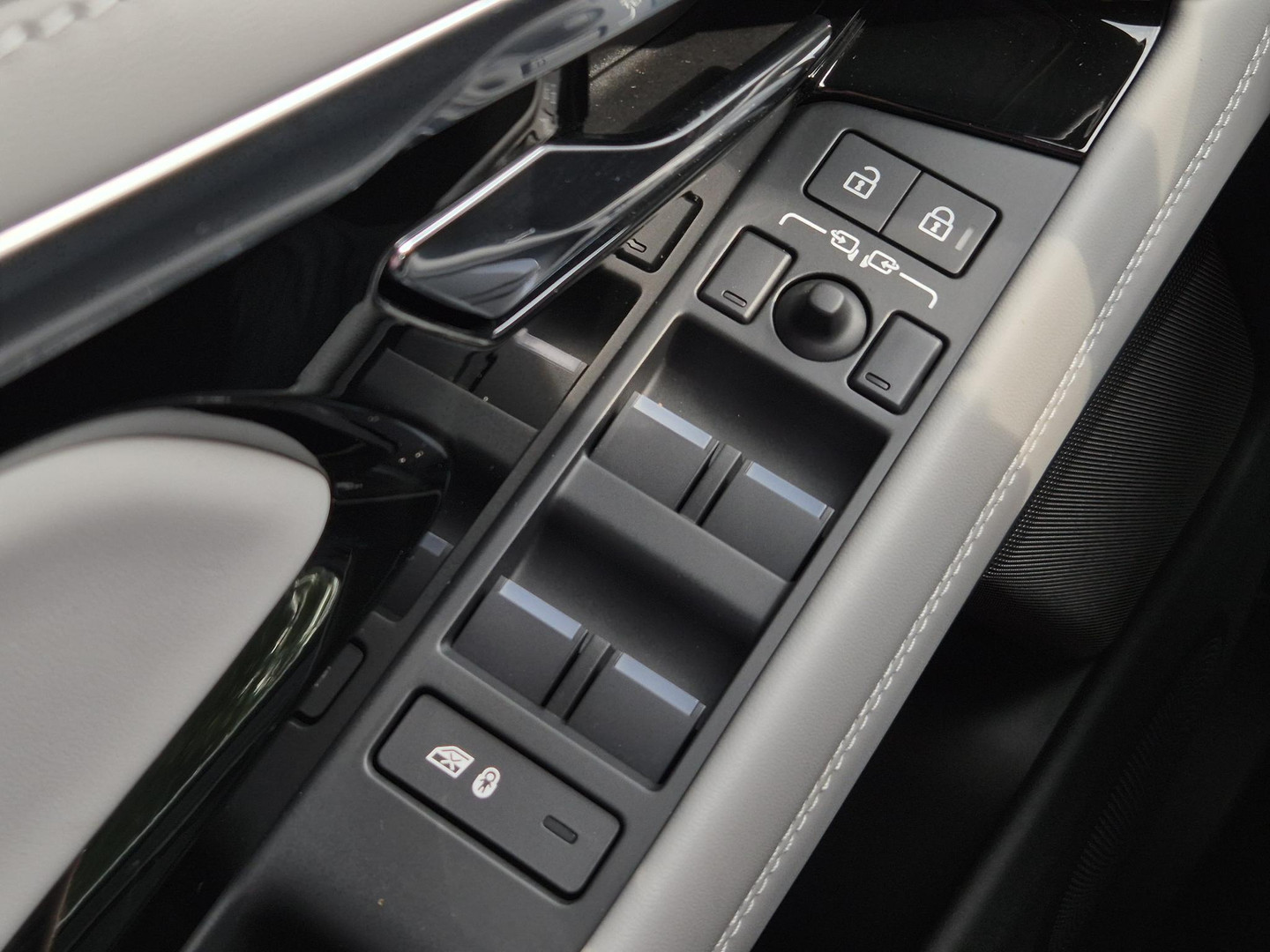 Land Rover Land Rover