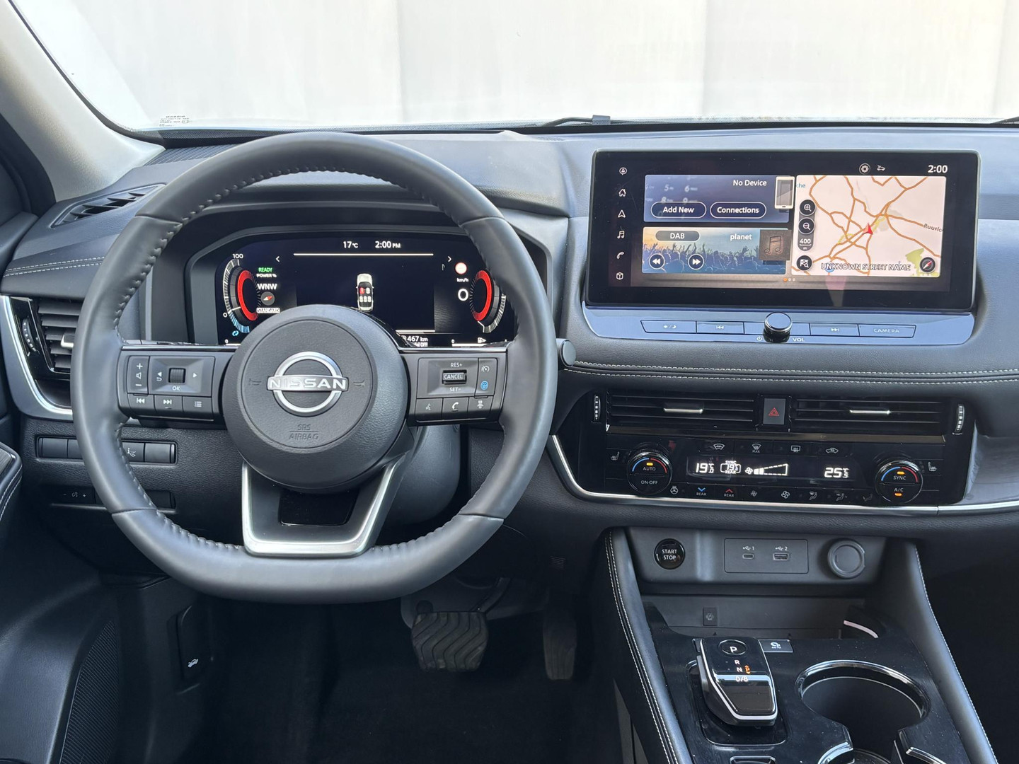 Nissan Nissan