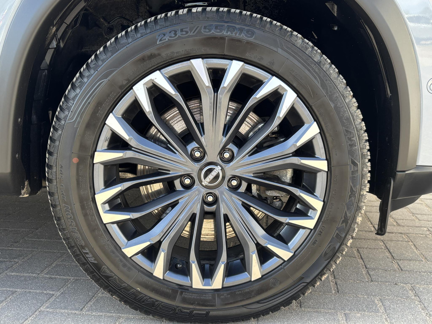 Nissan Nissan