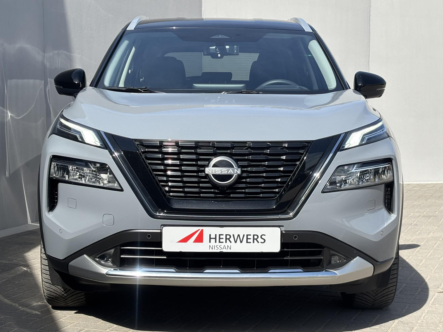 Nissan Nissan