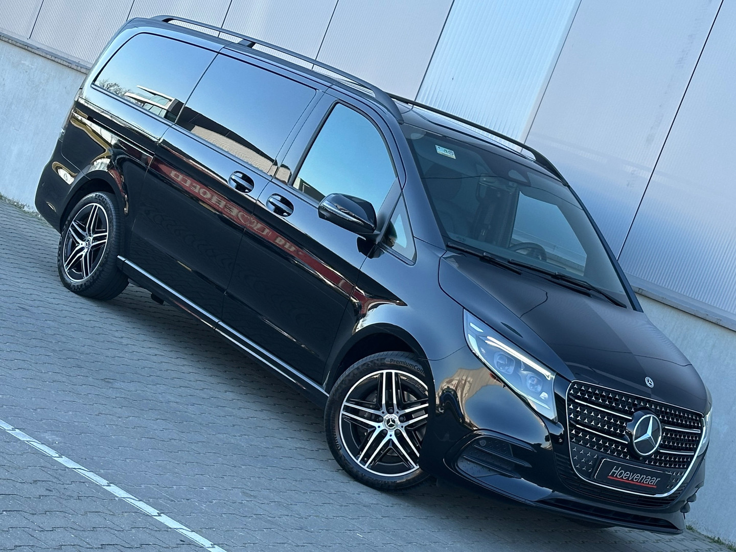 Mercedes-Benz Mercedes-Benz