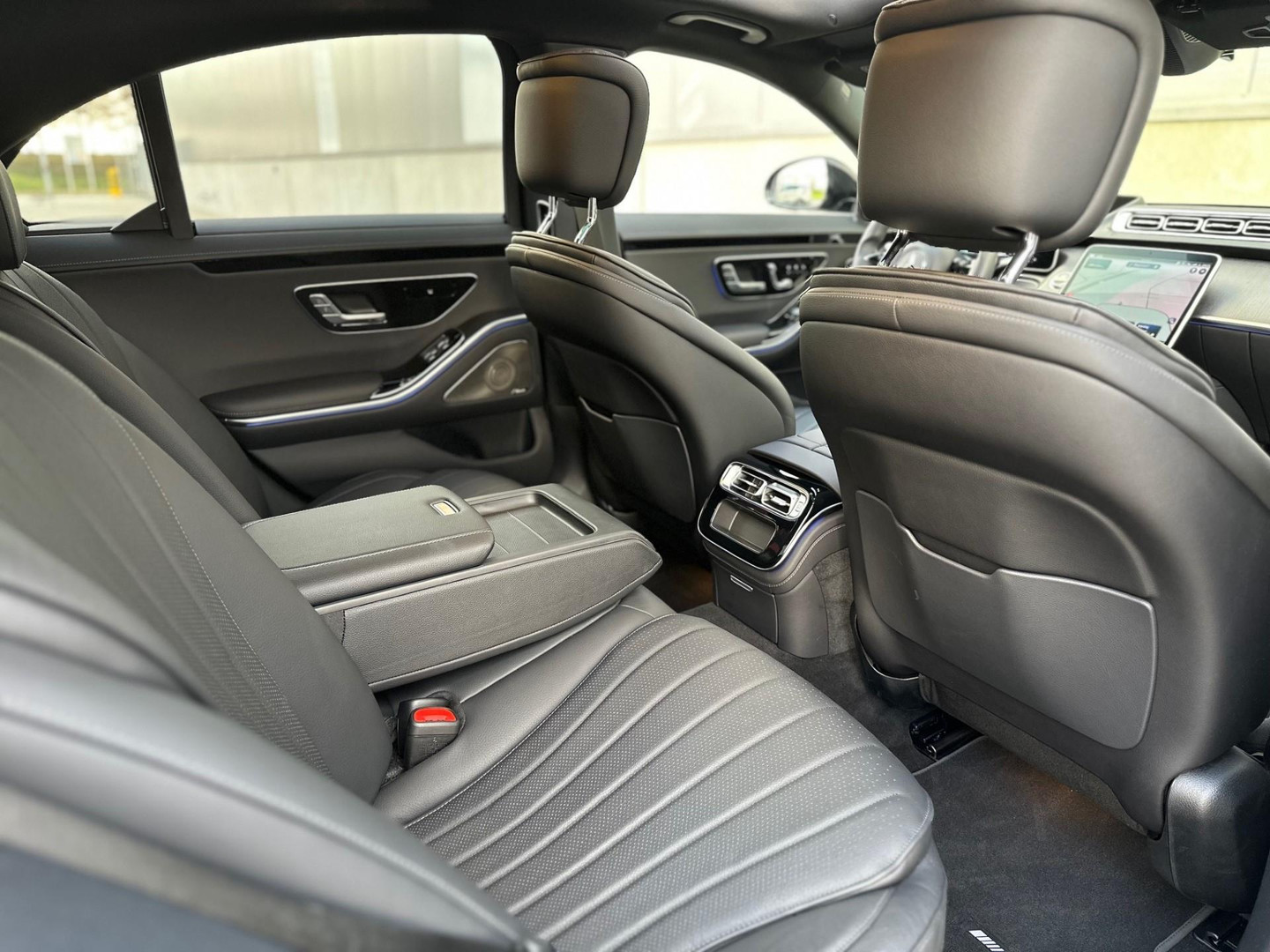 Mercedes-Benz Mercedes-Benz