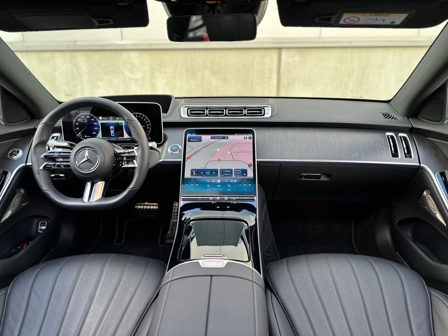 Mercedes-Benz Mercedes-Benz