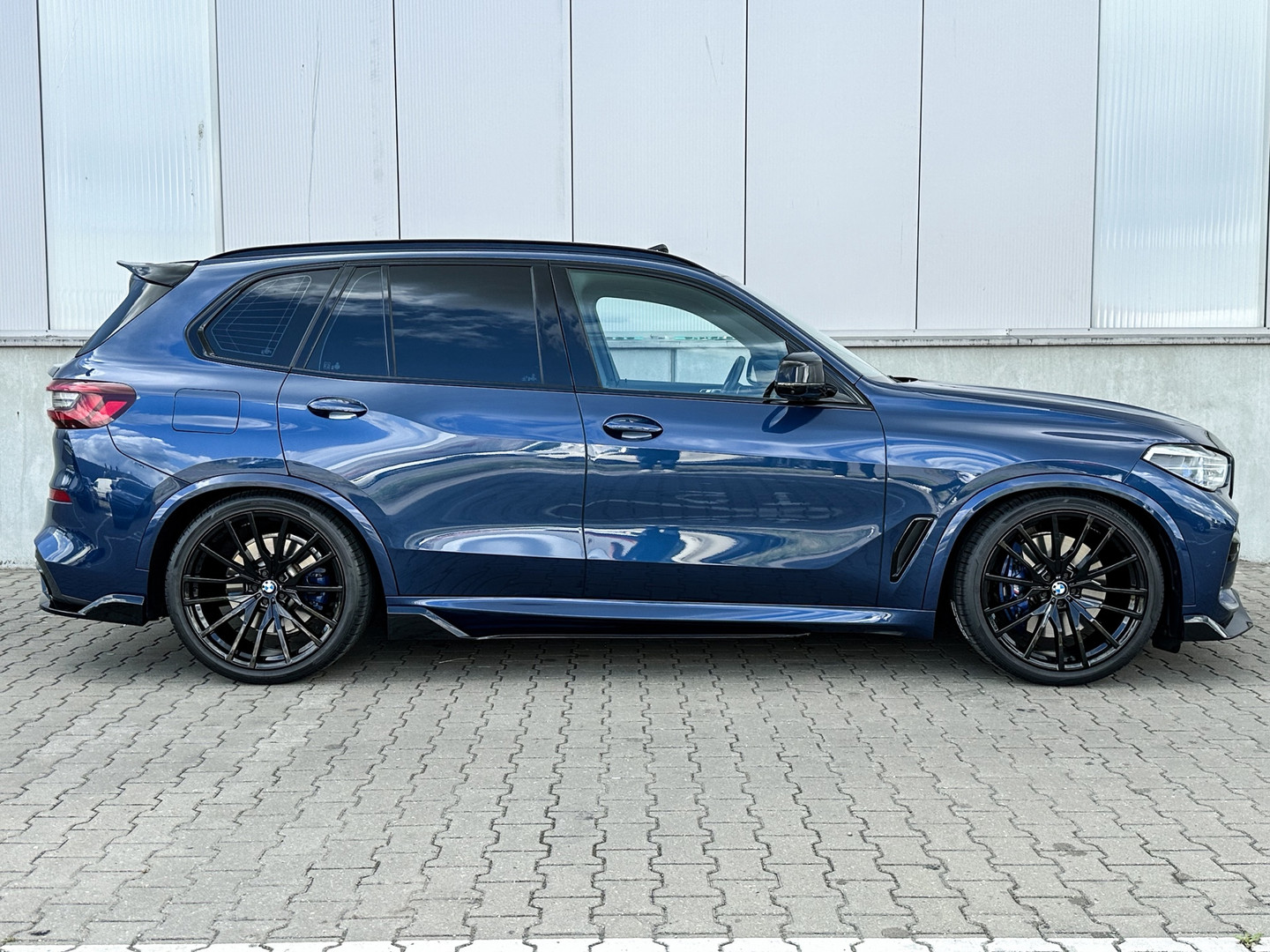 BMW