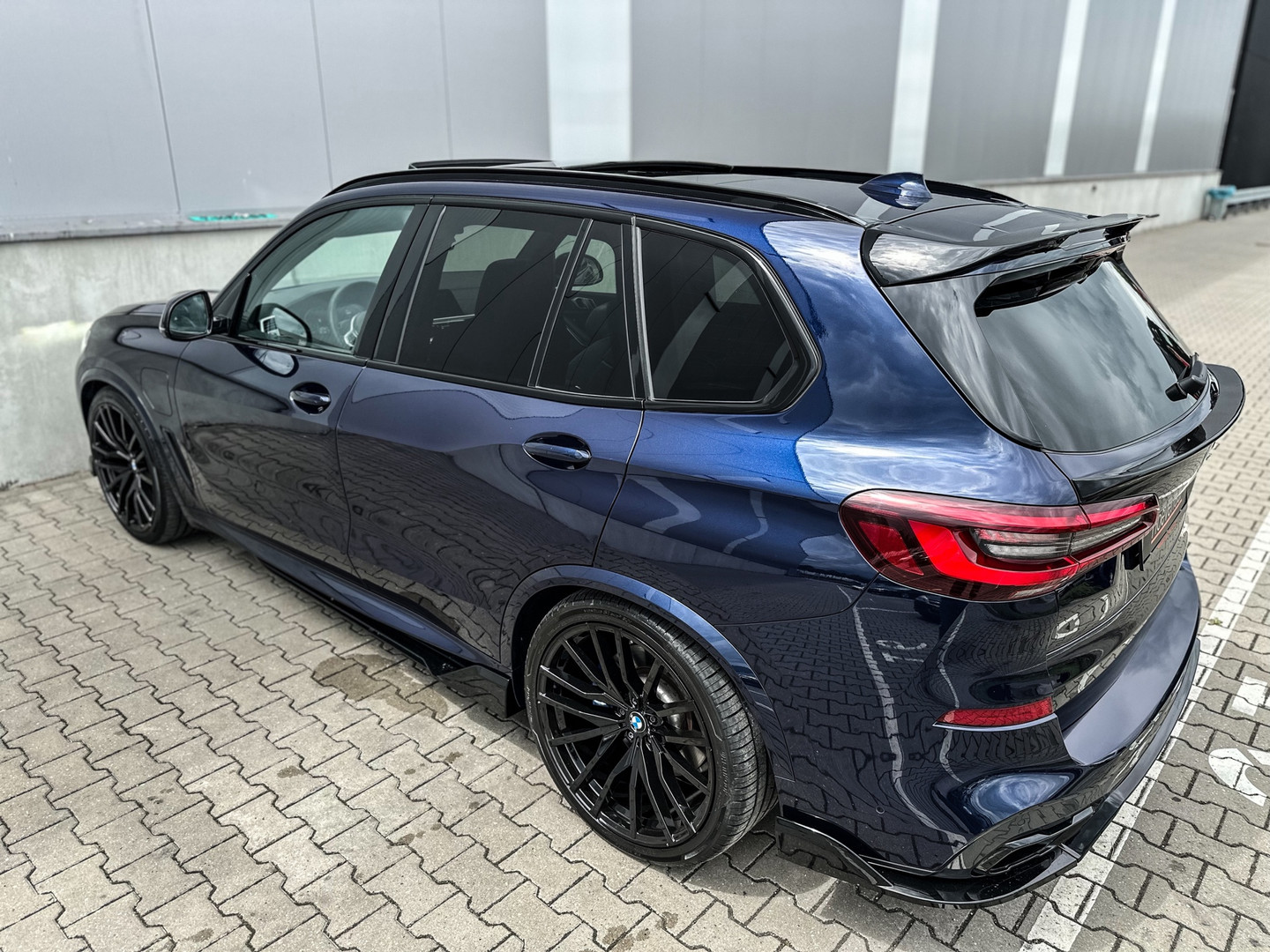 BMW