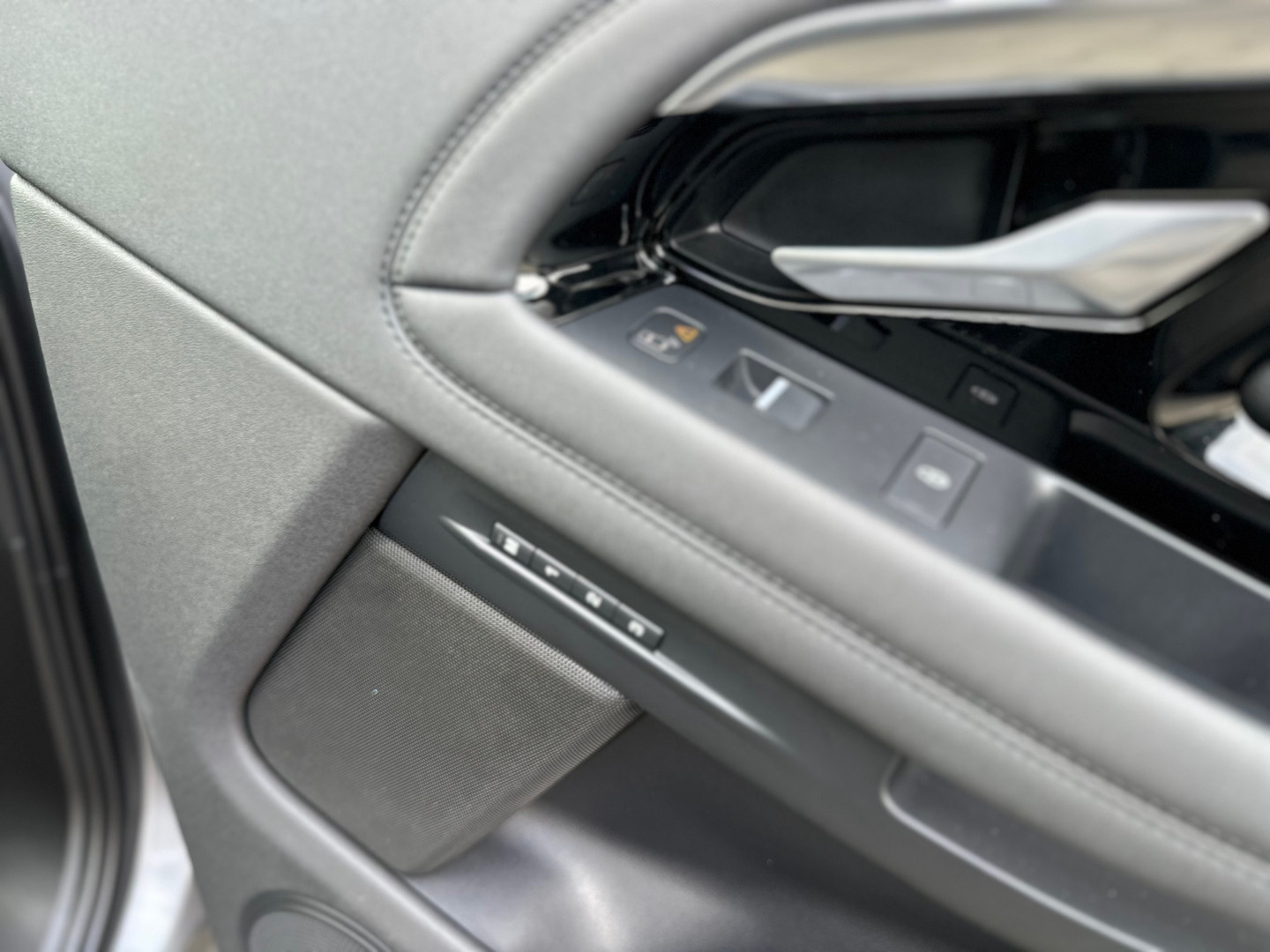 Land Rover Land Rover