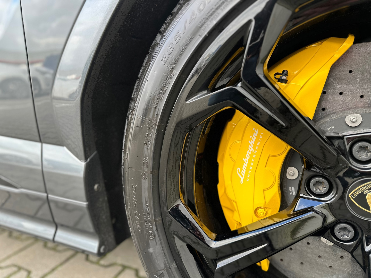 Lamborghini Lamborghini