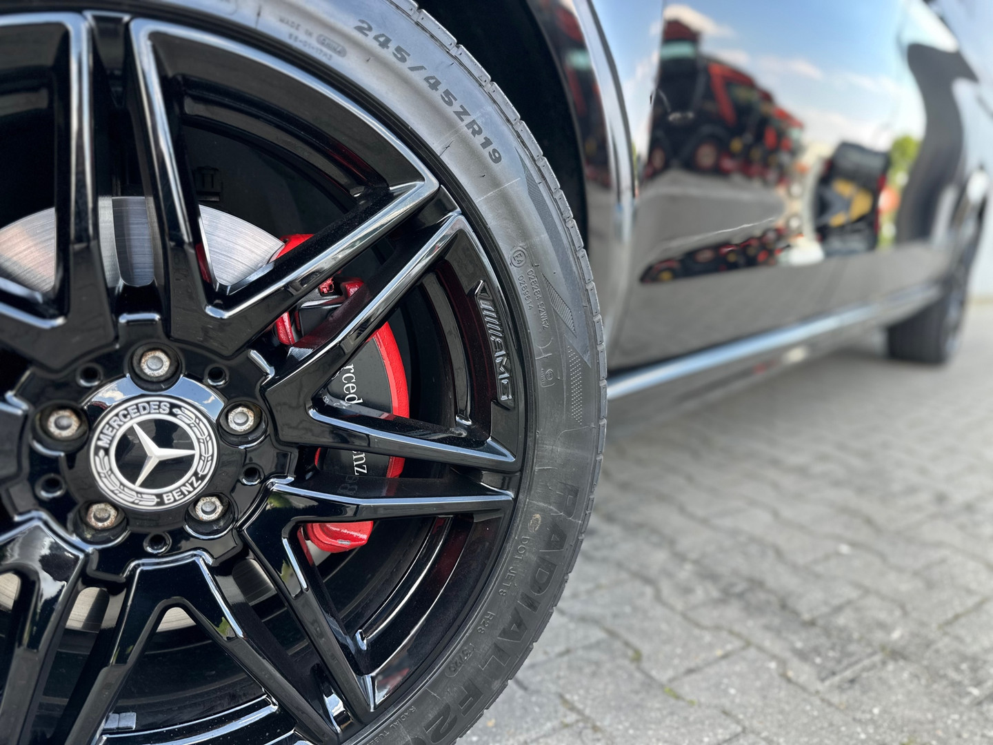 Mercedes-Benz
