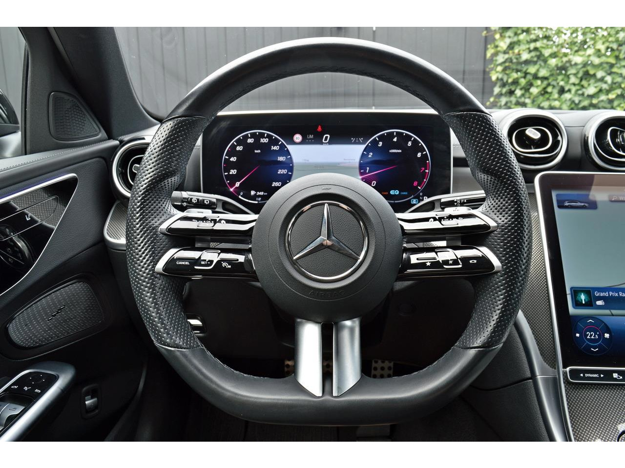 Mercedes-Benz Mercedes-Benz