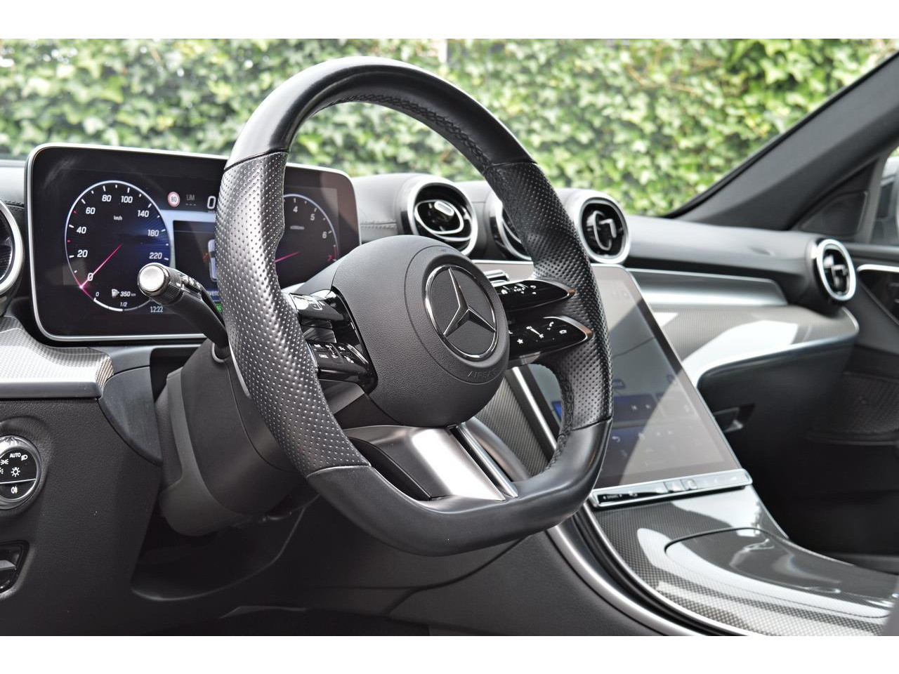 Mercedes-Benz Mercedes-Benz