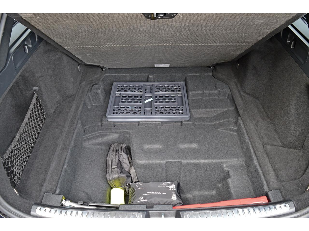 Mercedes-Benz Mercedes-Benz