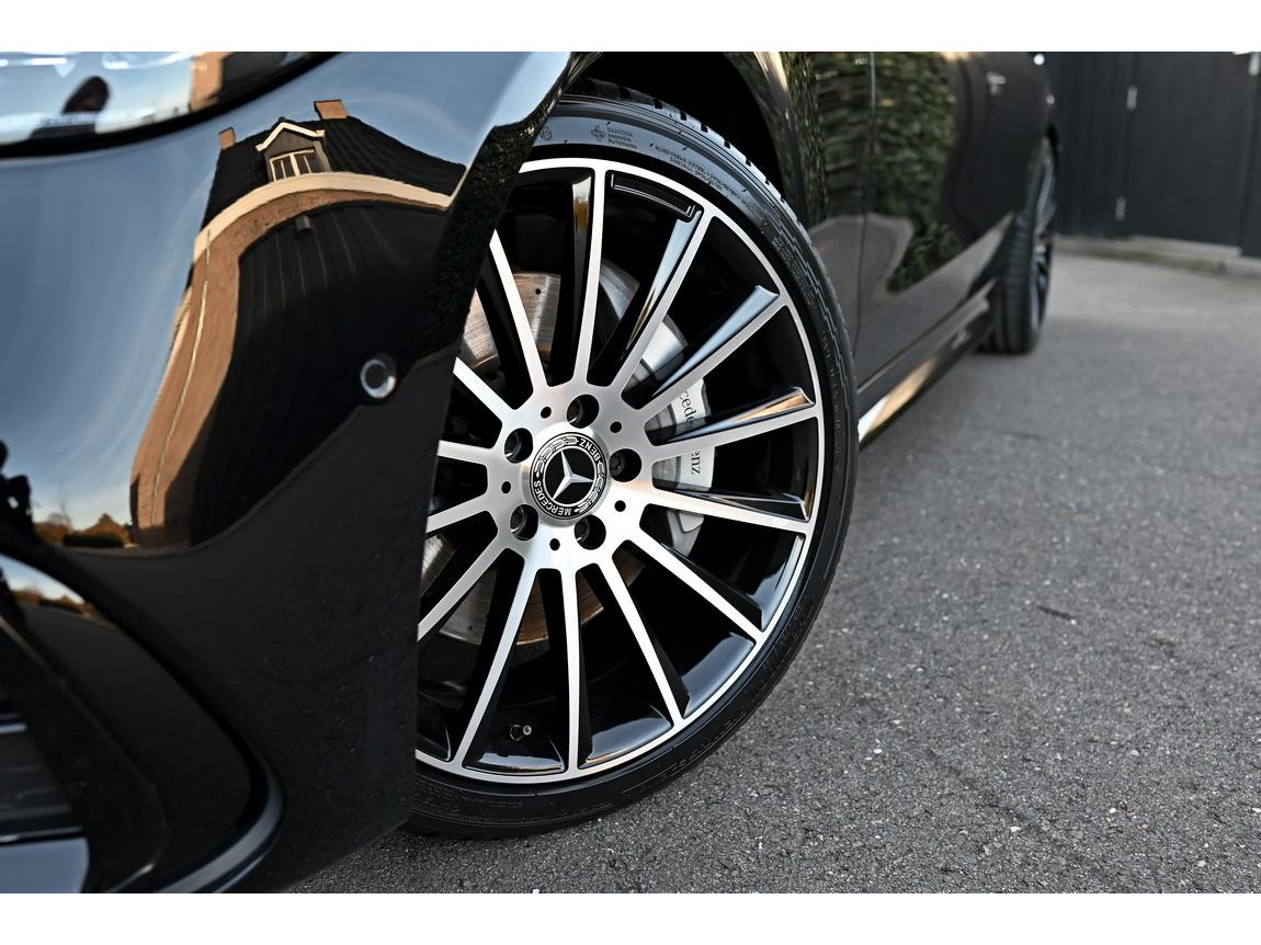 Mercedes-Benz Mercedes-Benz