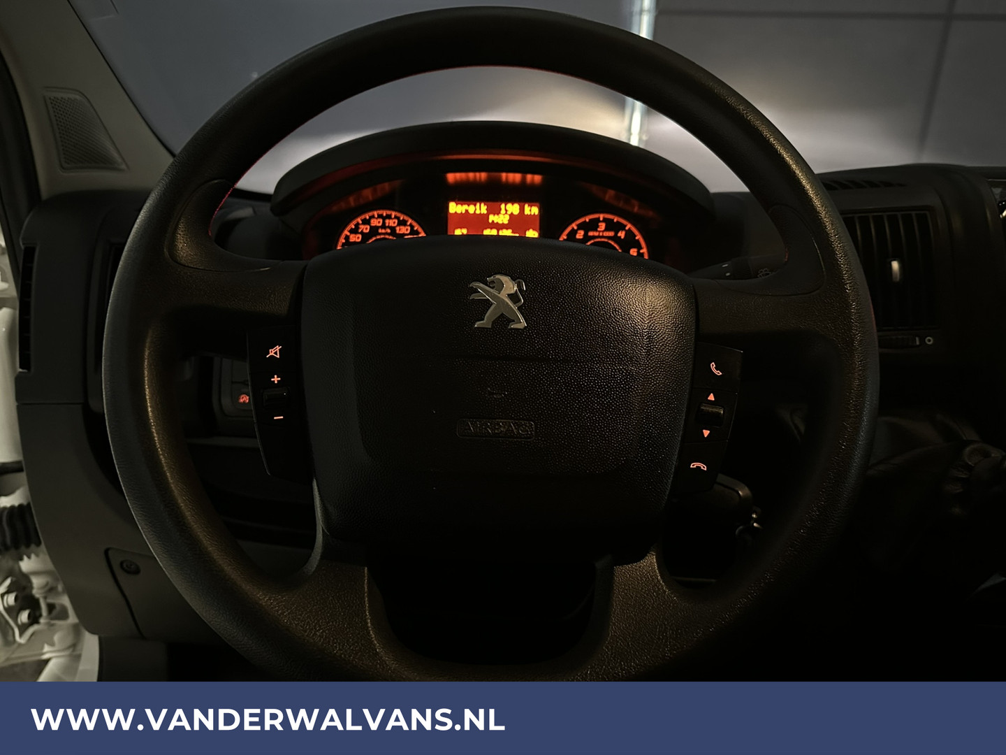 Peugeot Peugeot
