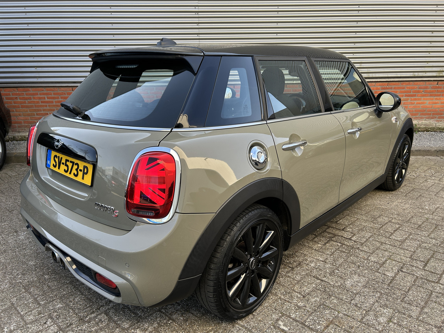 MINI