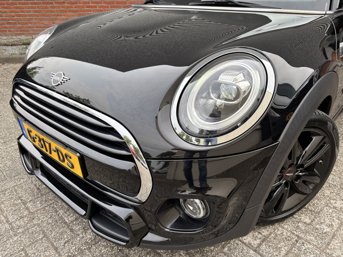 MINI