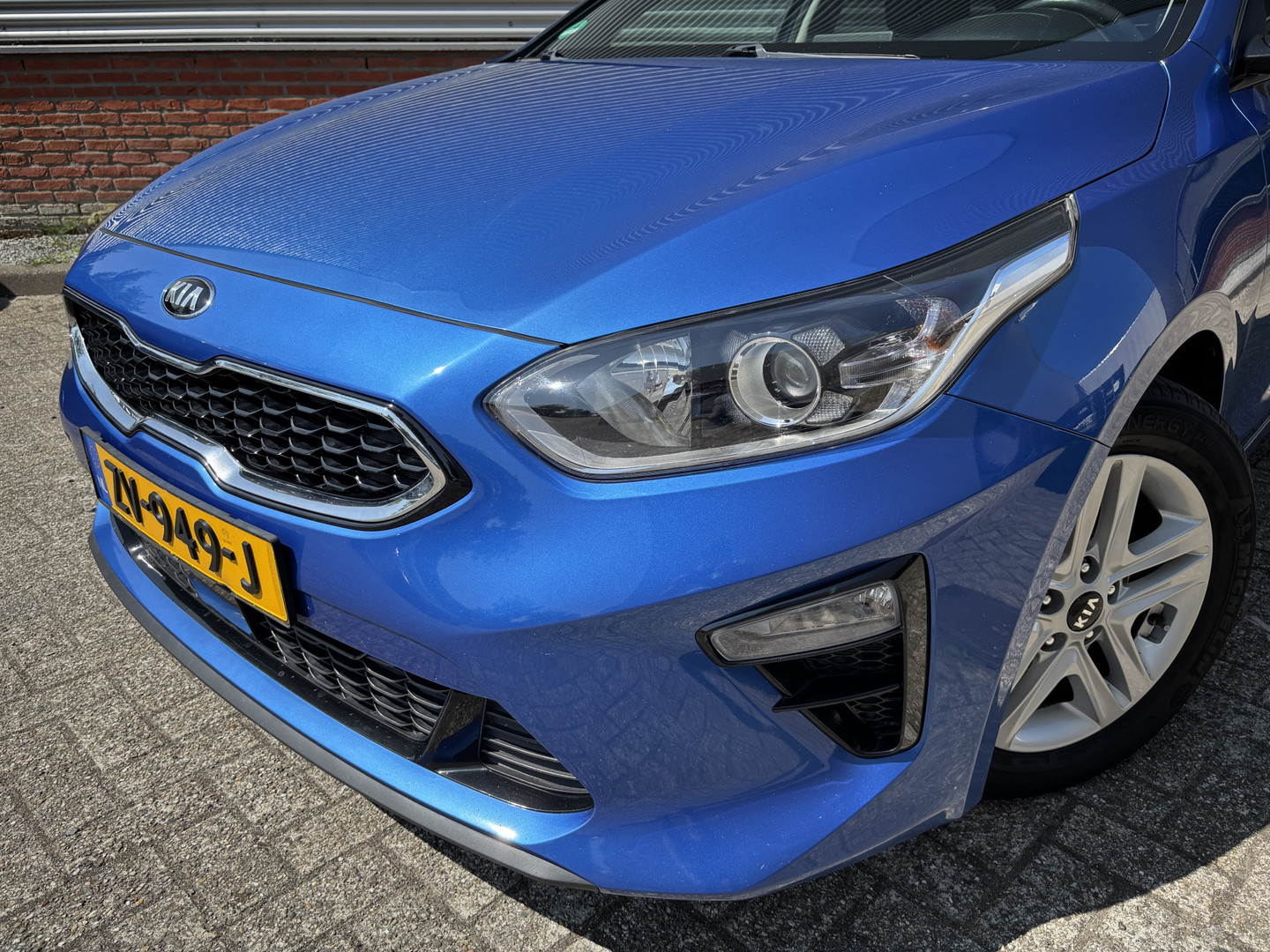 Kia