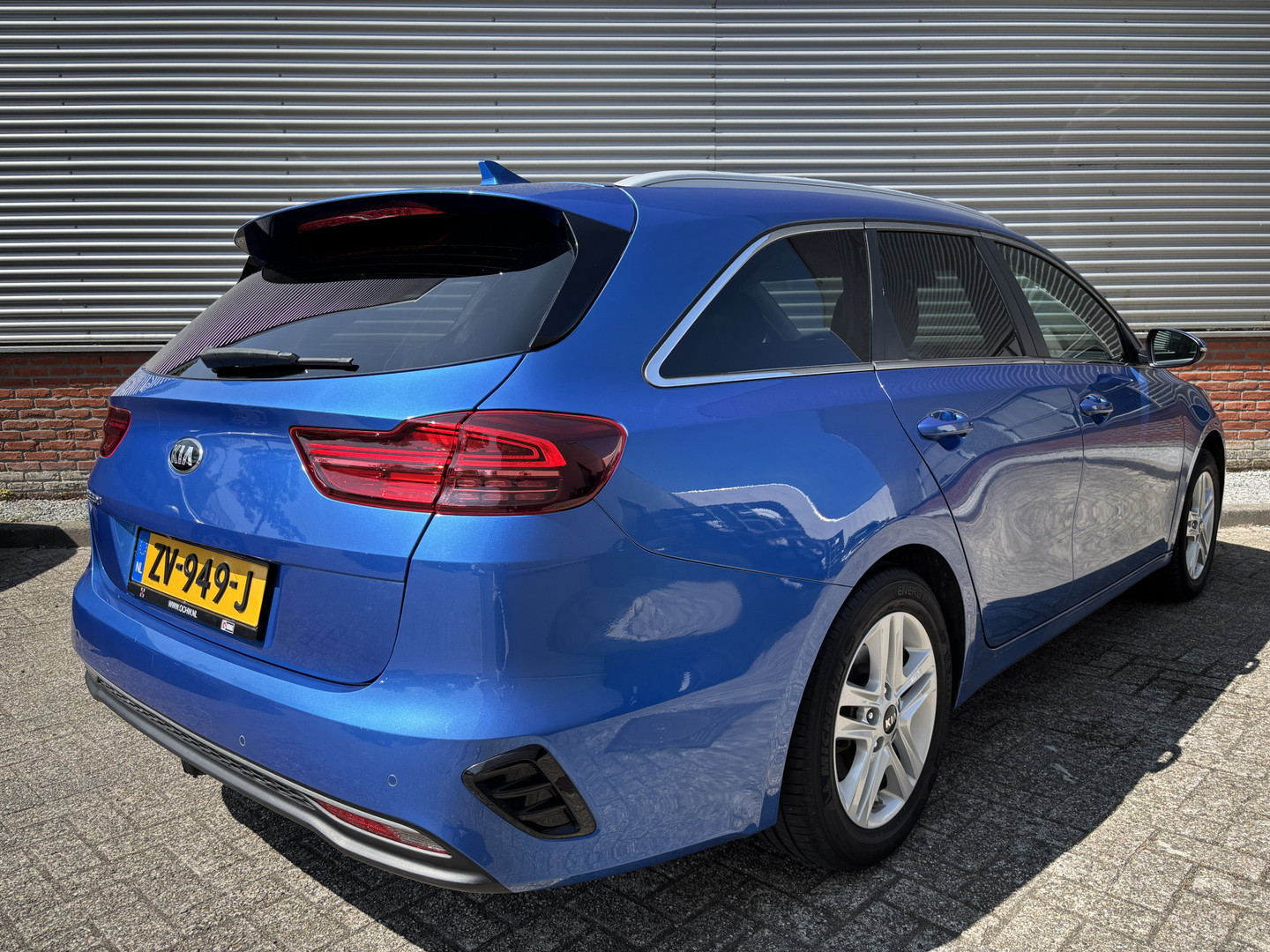 Kia