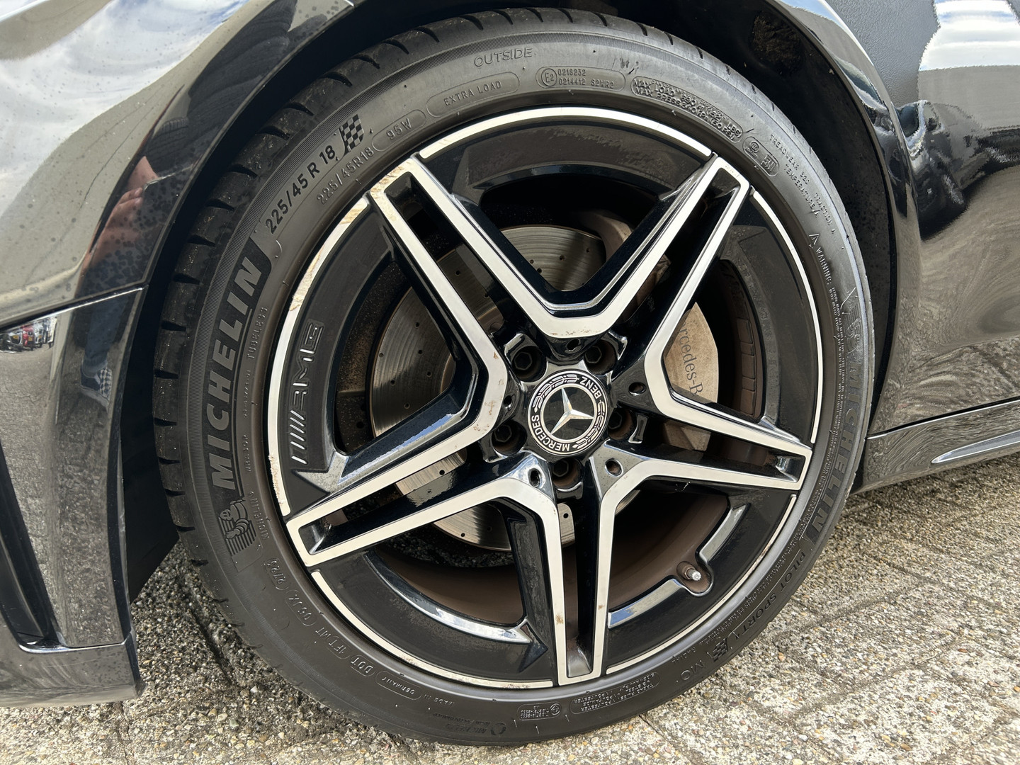 Mercedes-Benz Mercedes-Benz