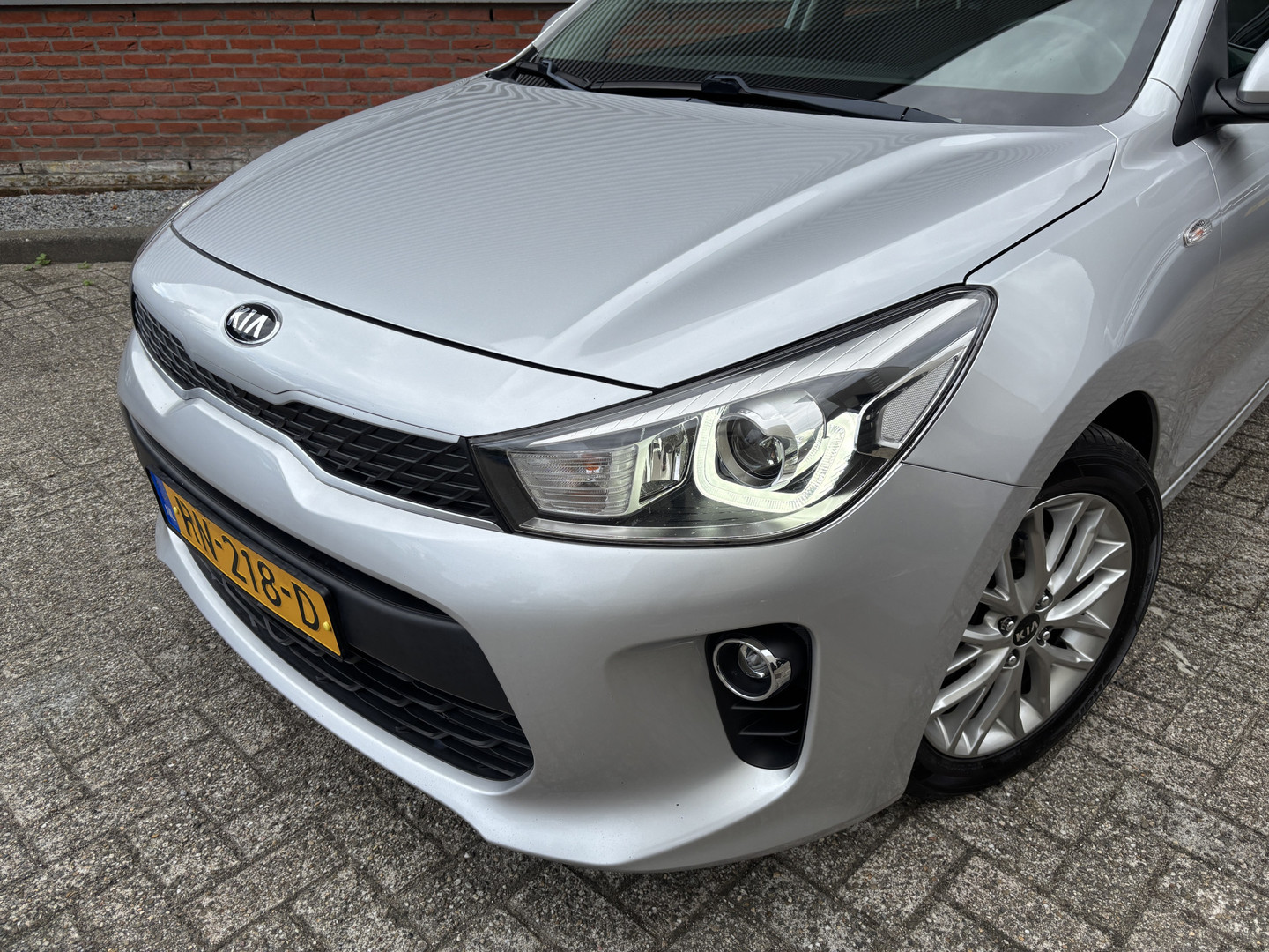 Kia