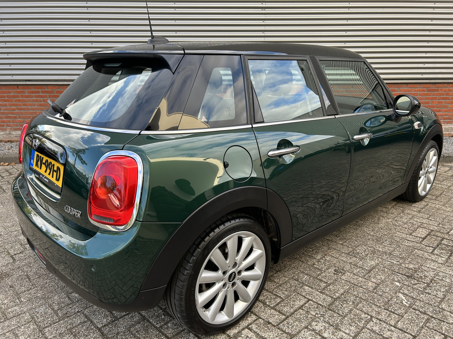 MINI