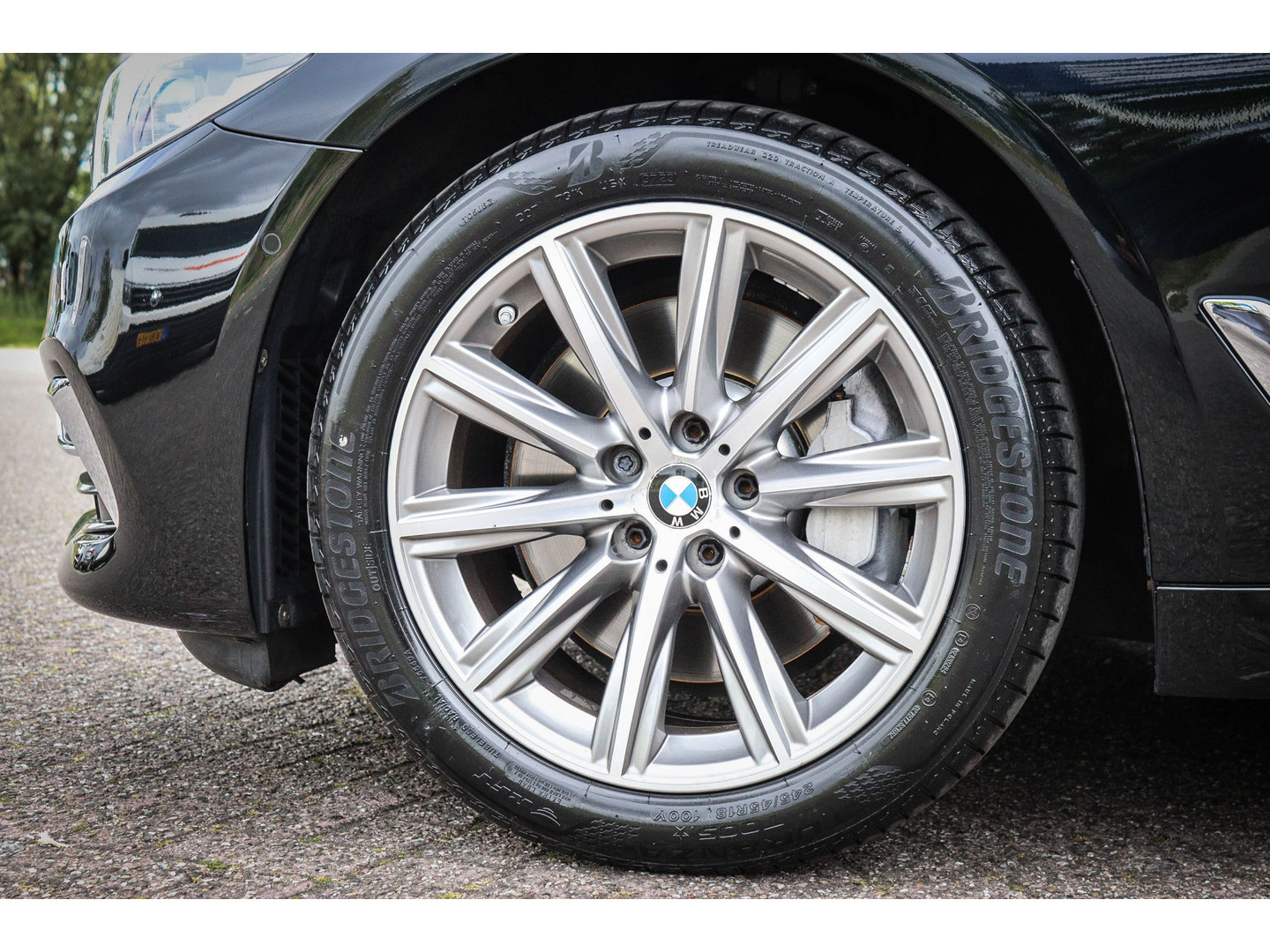 BMW BMW