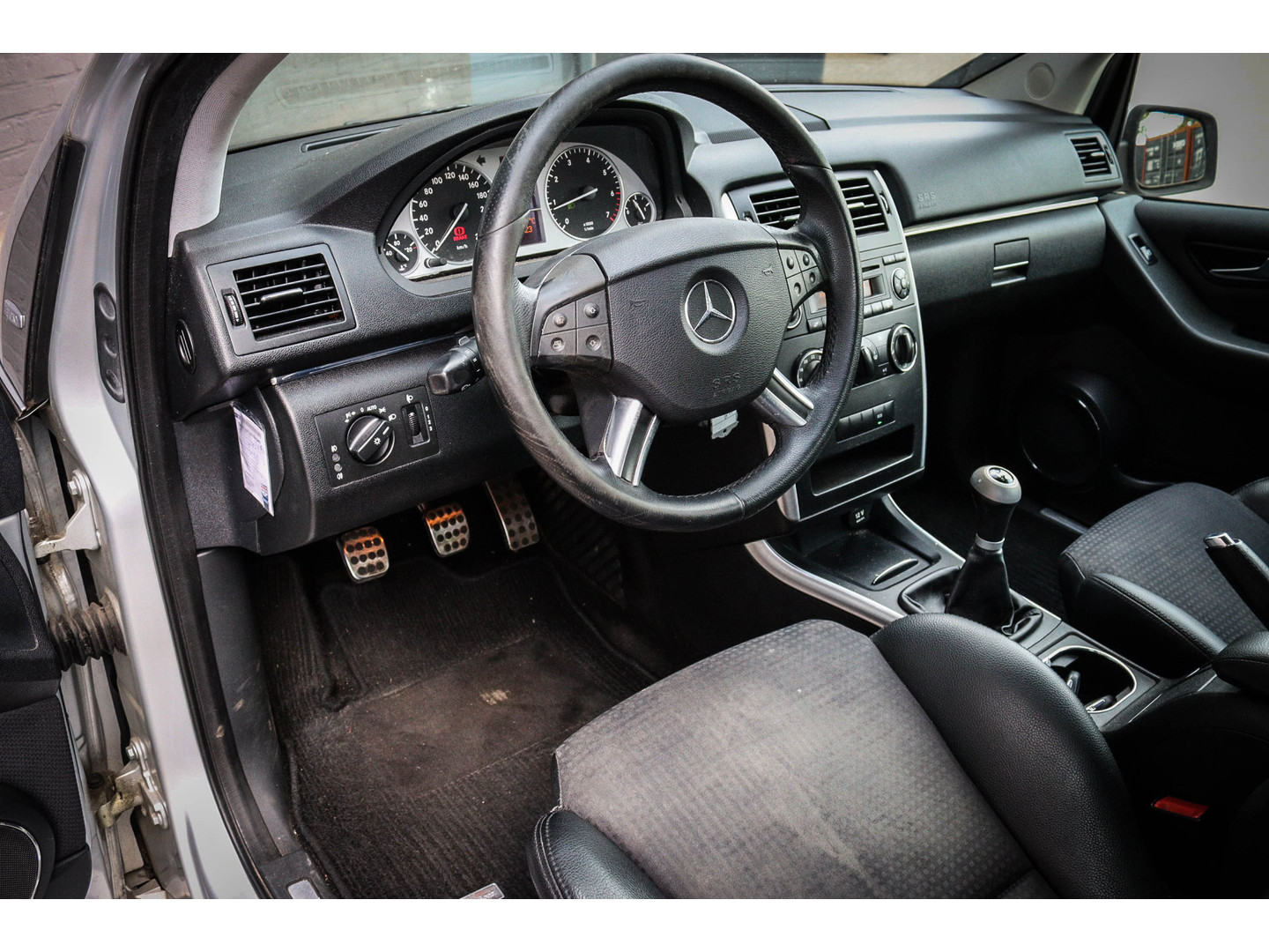 Mercedes-Benz