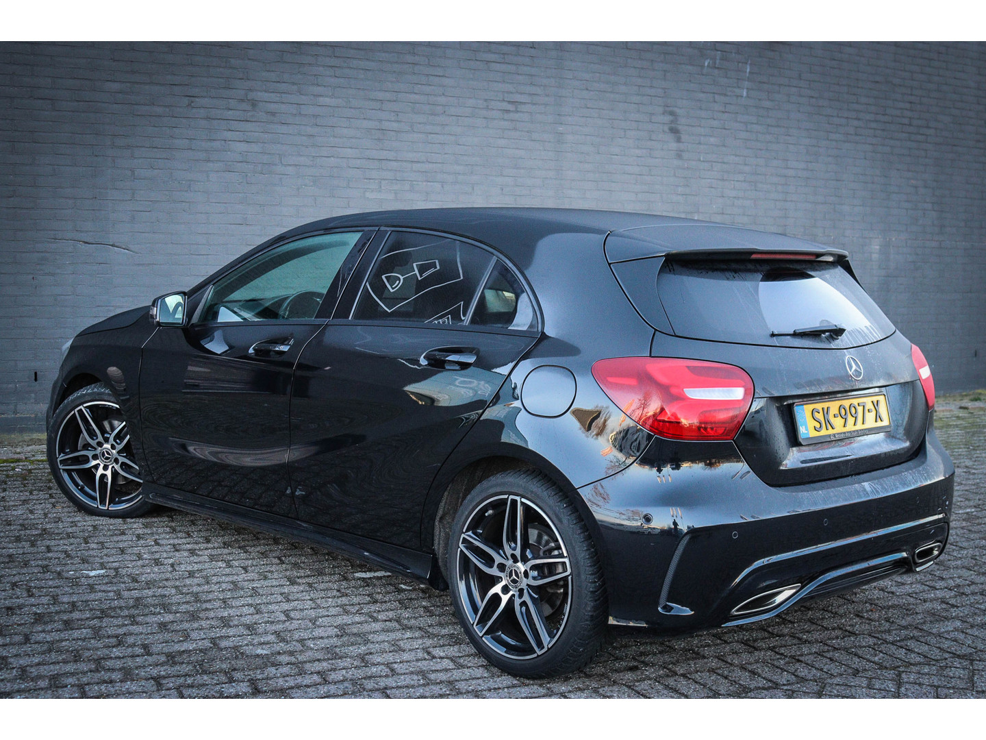 Mercedes-Benz Mercedes-Benz