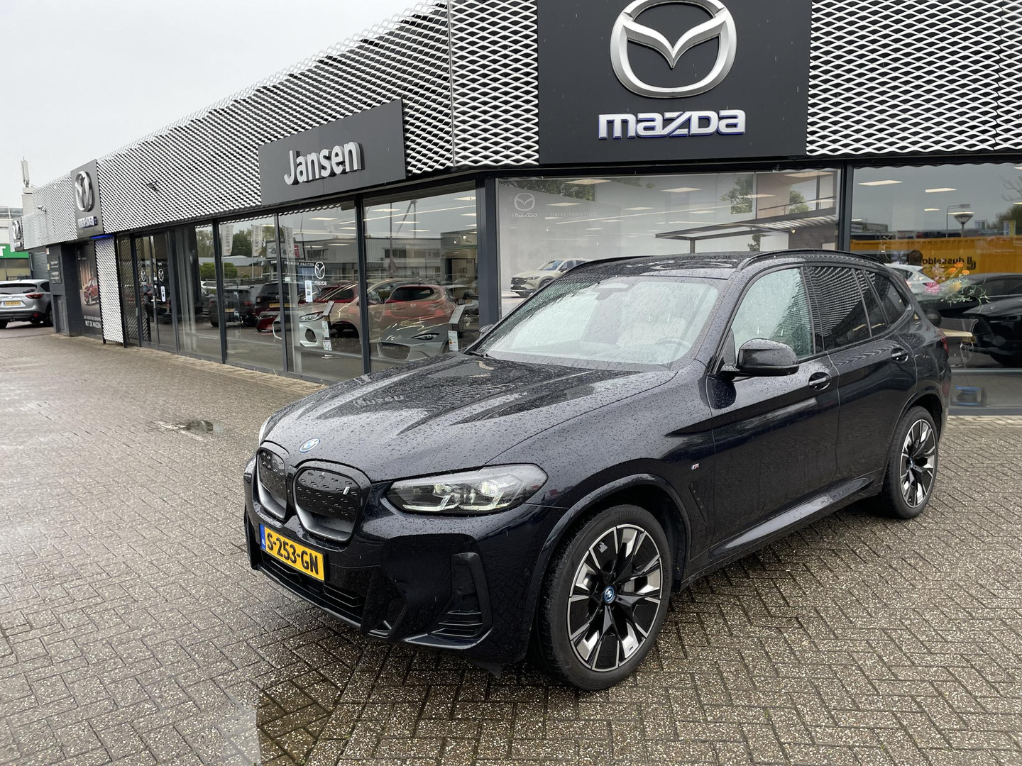 BMW