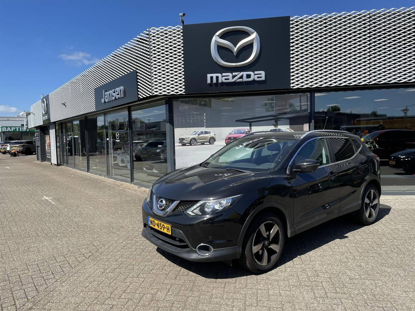 Nissan Nissan
