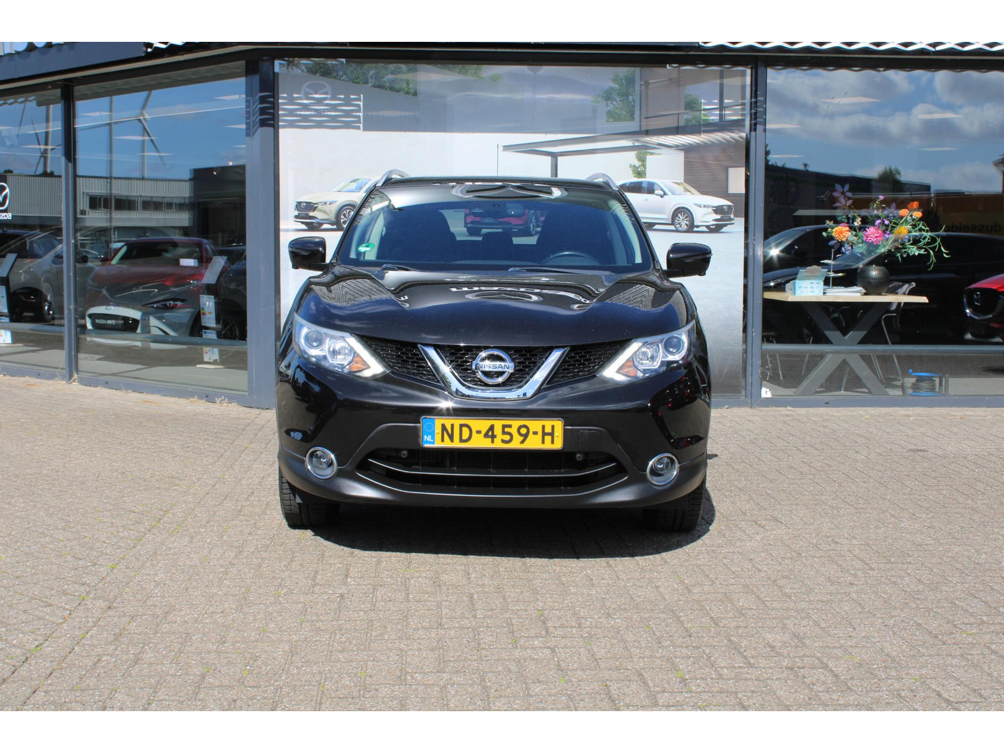 Nissan Nissan
