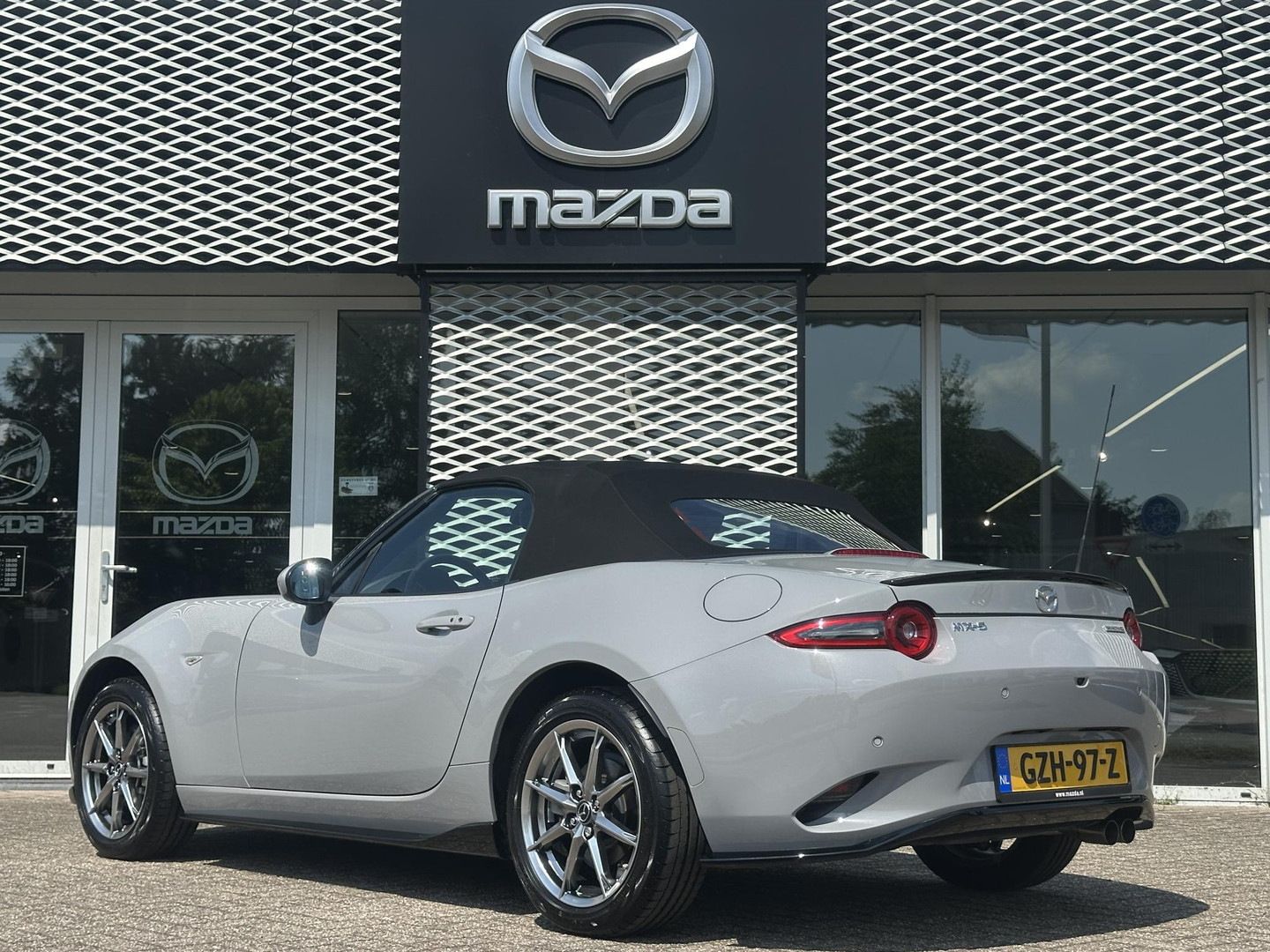 Mazda Mazda
