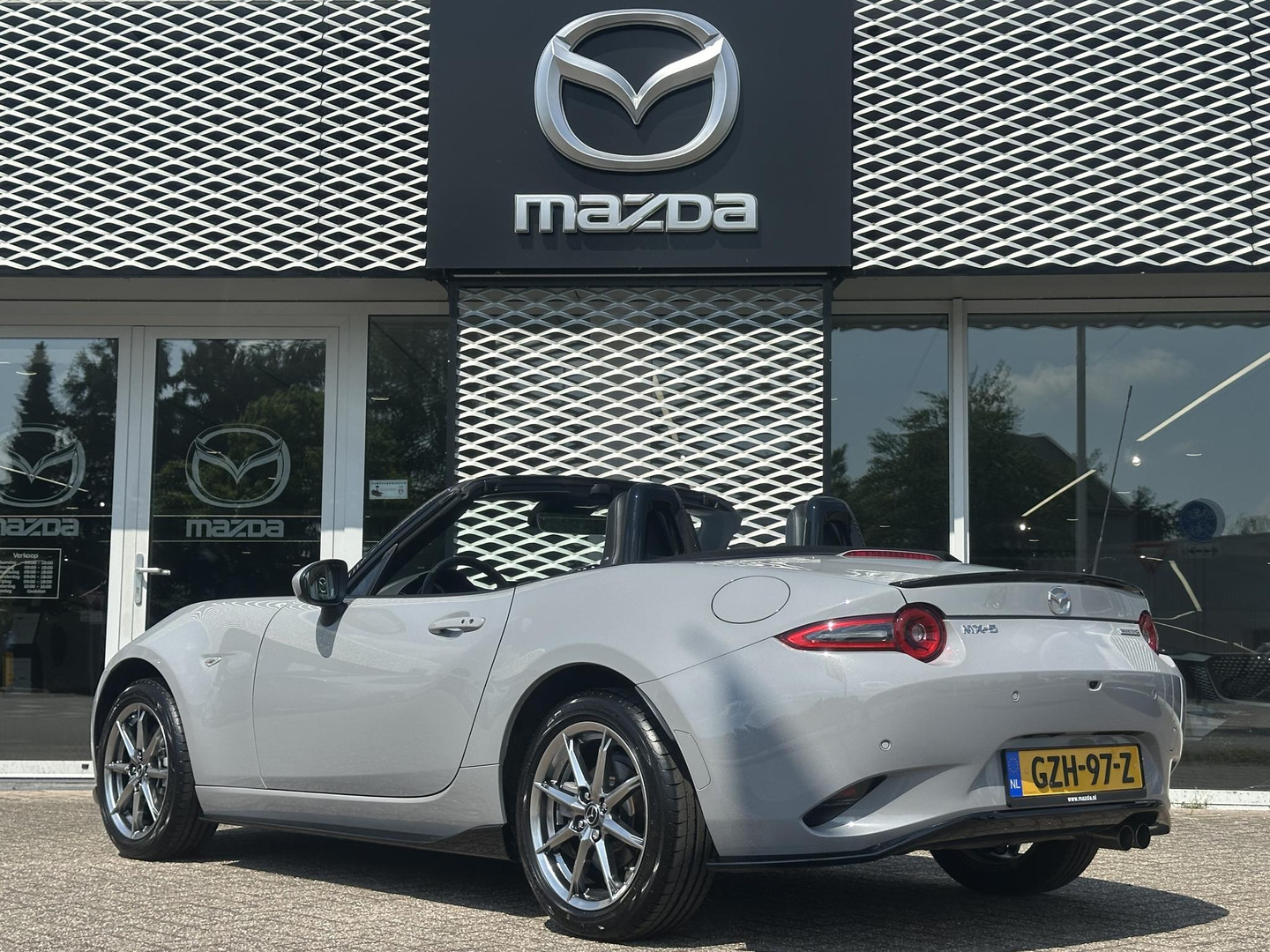 Mazda Mazda