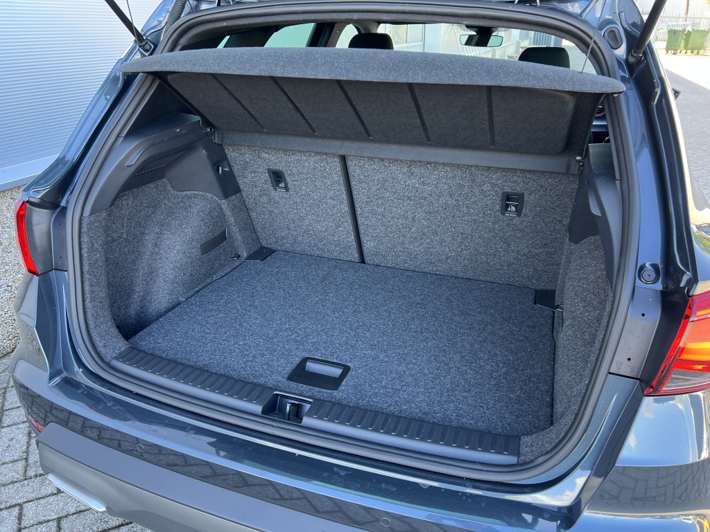 SEAT SEAT