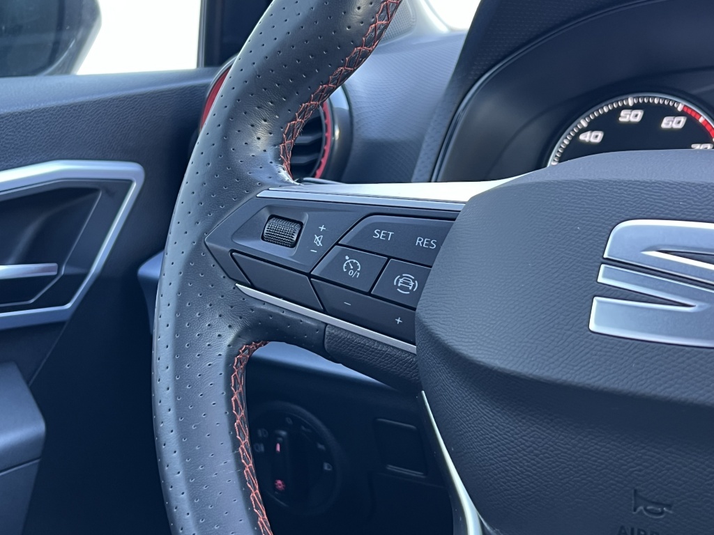 SEAT SEAT