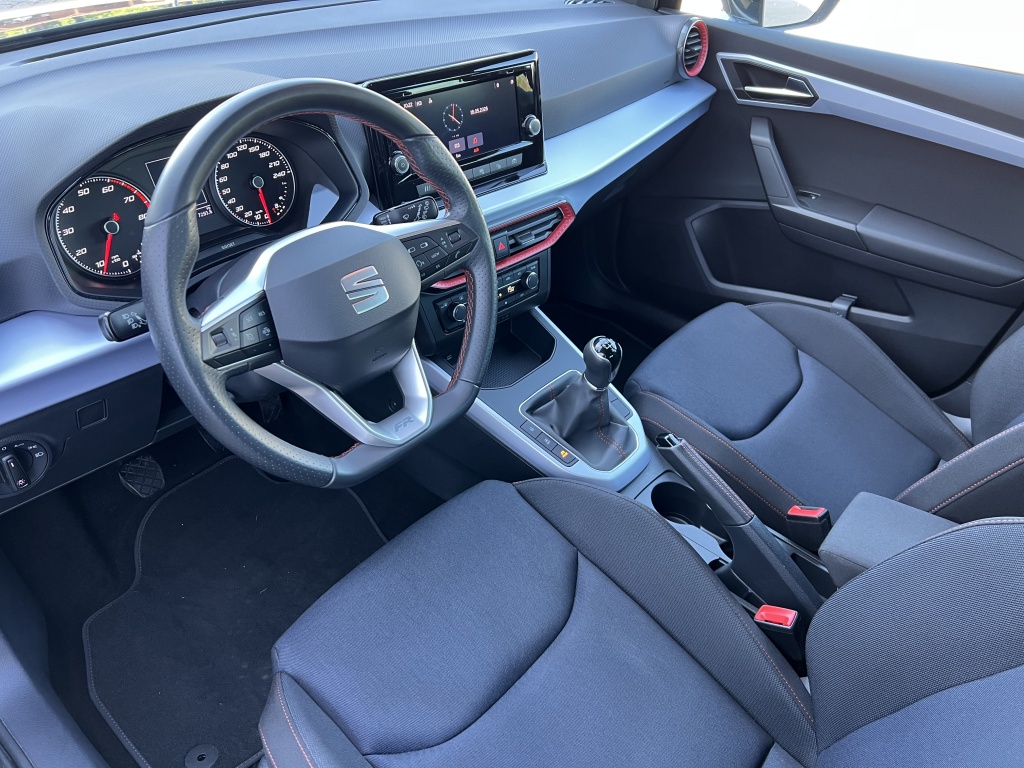 SEAT SEAT