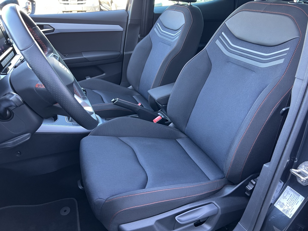 SEAT SEAT