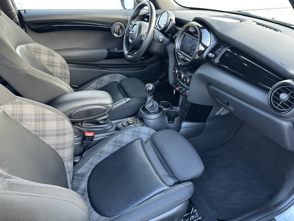 MINI