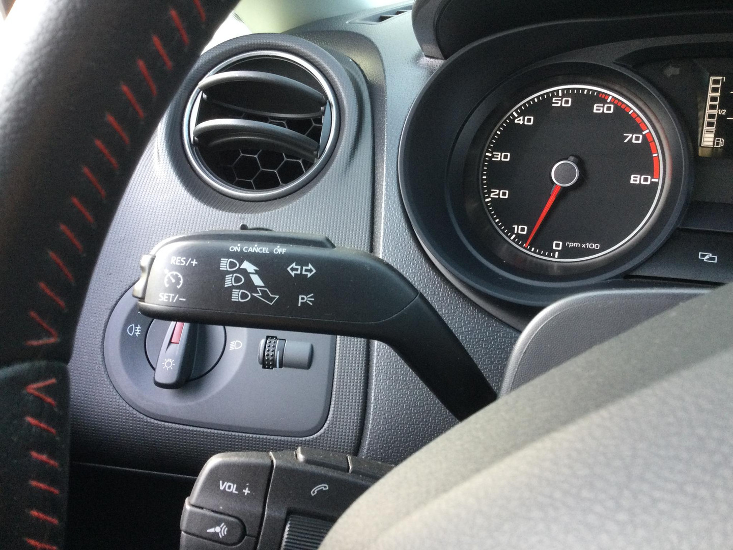 SEAT SEAT