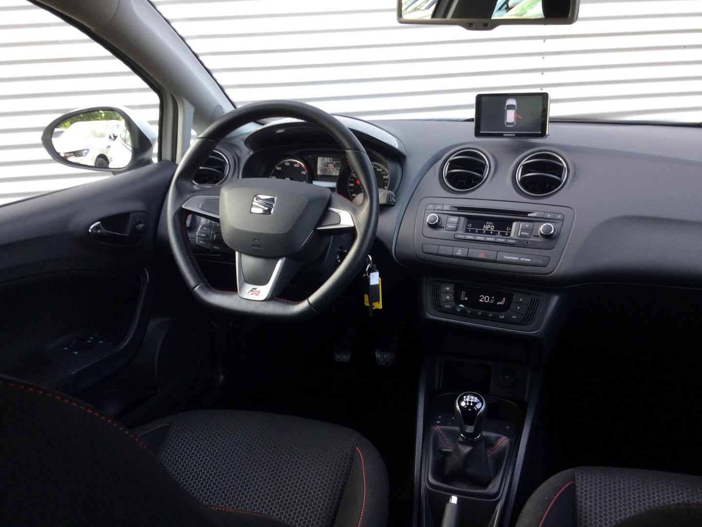SEAT SEAT