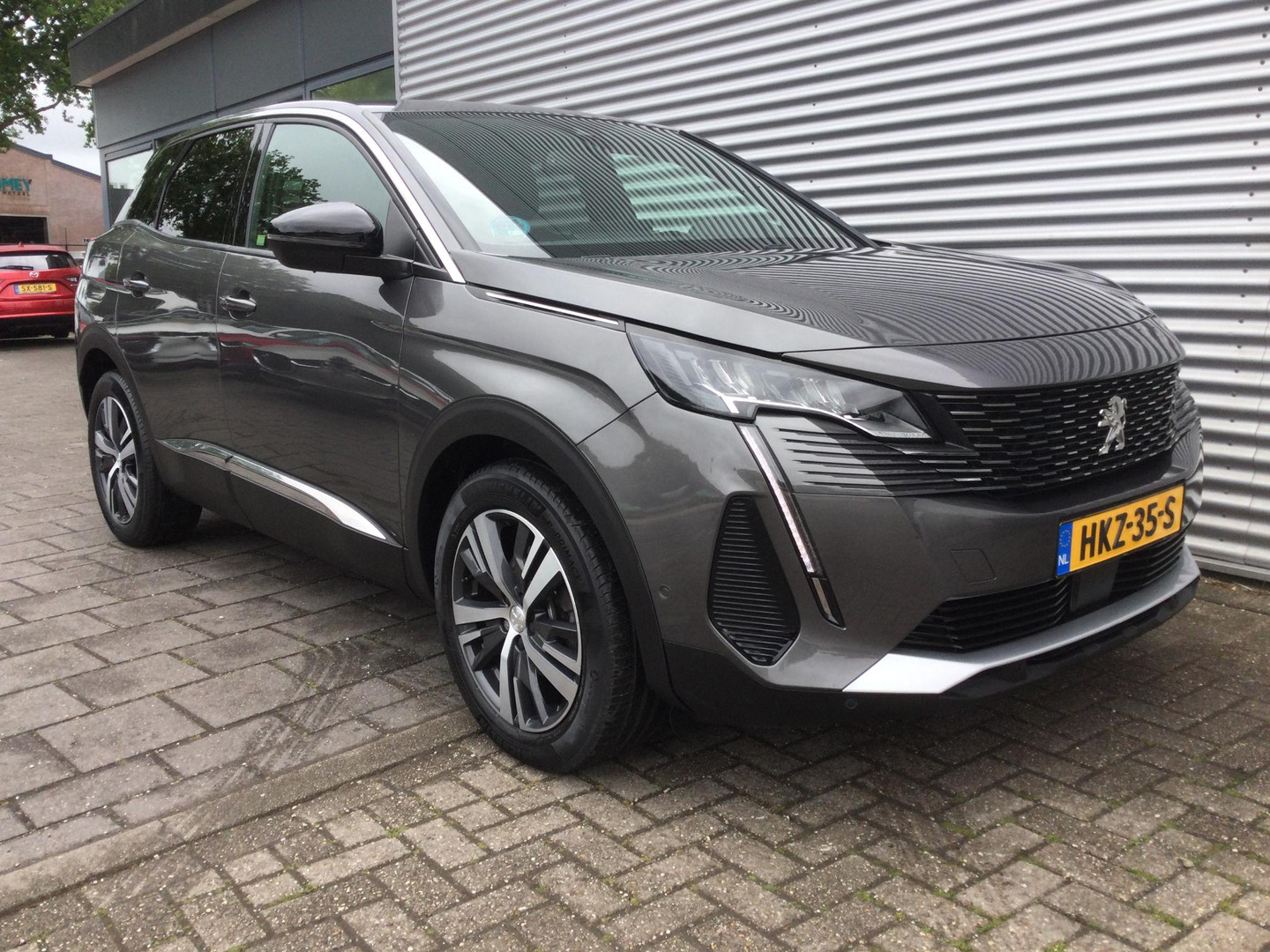 Peugeot Peugeot