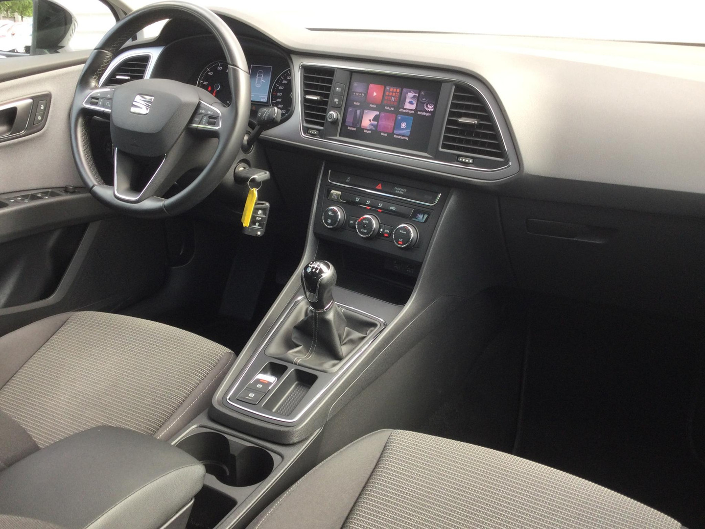 SEAT SEAT