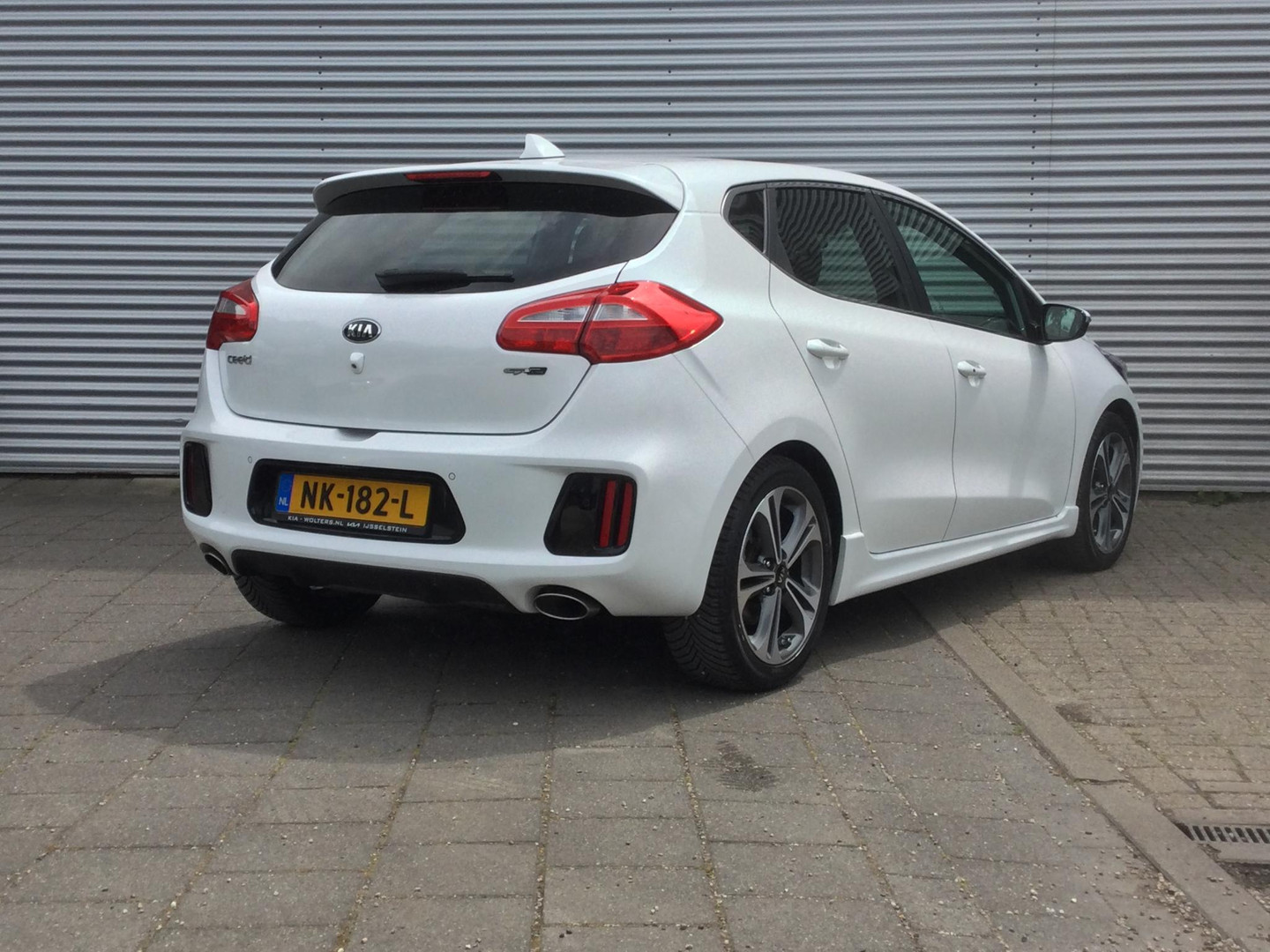 Kia