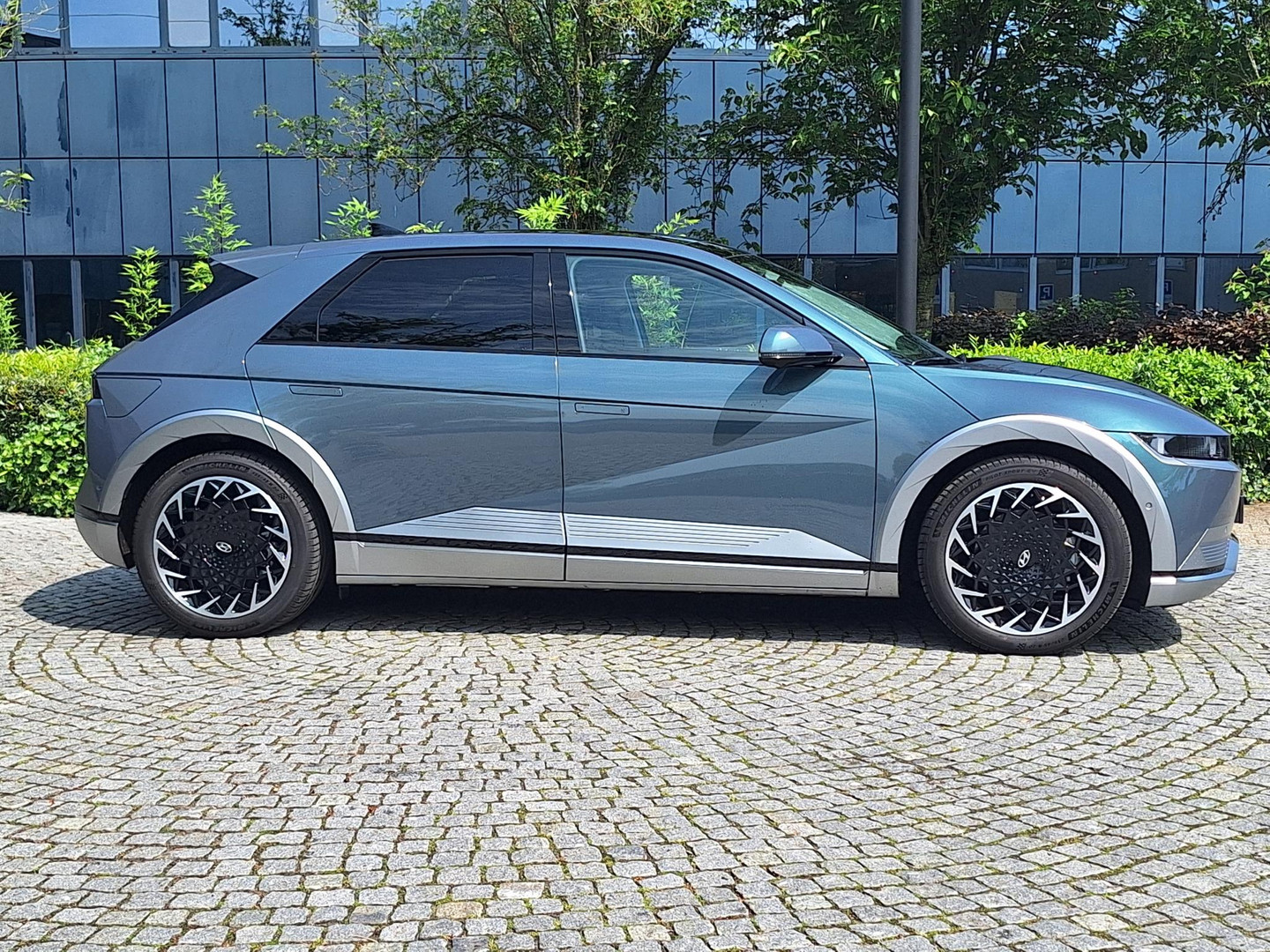 Hyundai Hyundai